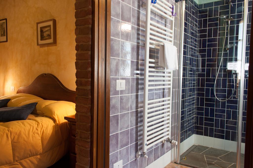Bed and Breakfast Il Baraccotto Lucignano Habitación foto