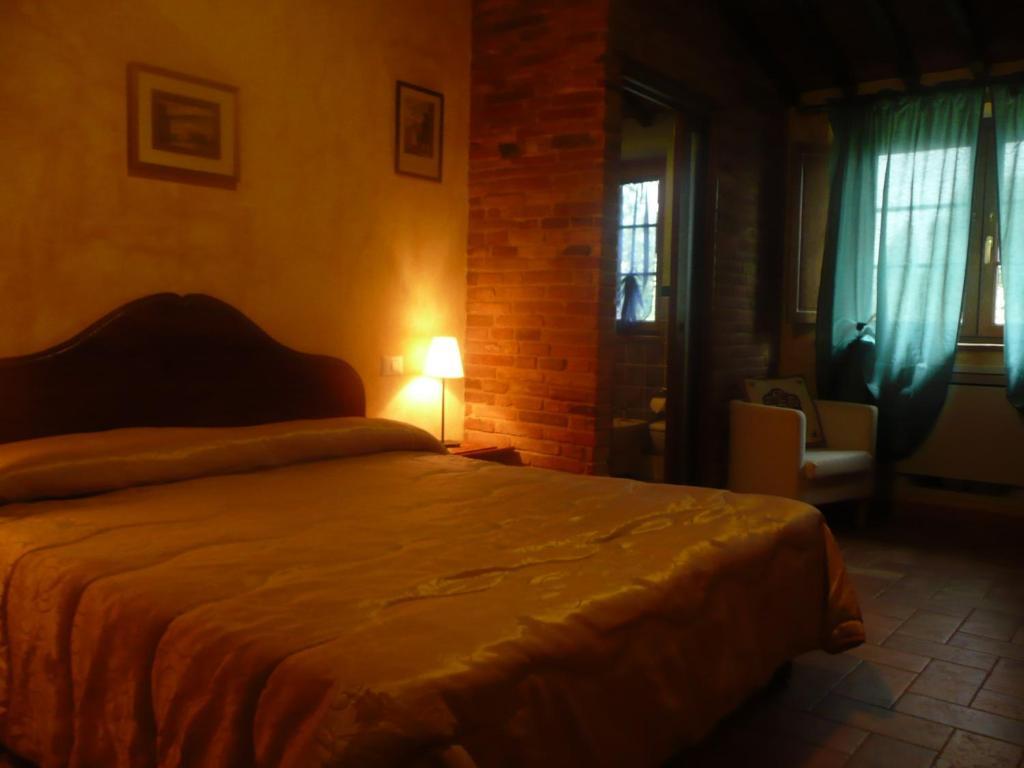 Bed and Breakfast Il Baraccotto Lucignano Habitación foto